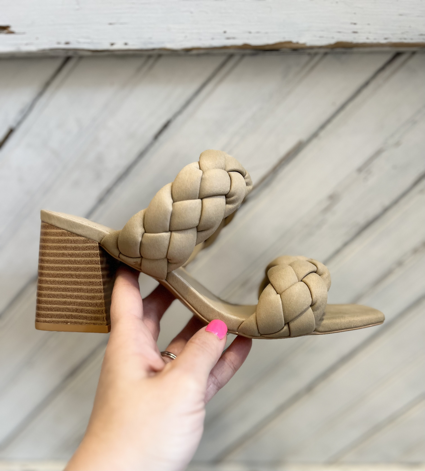 Trendy Taupe