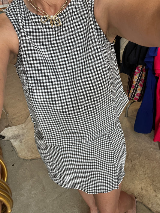 Gingham Getaway